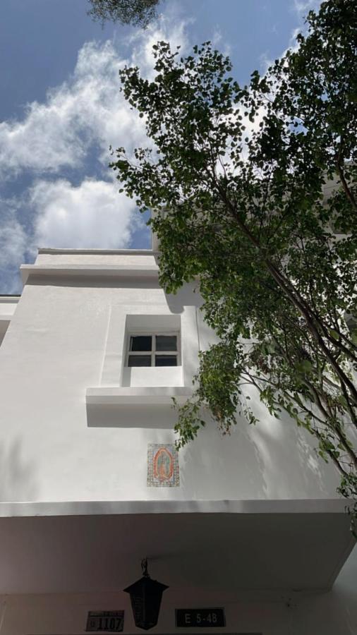 Campus Residencias Bed & Breakfast Quito Eksteriør bilde