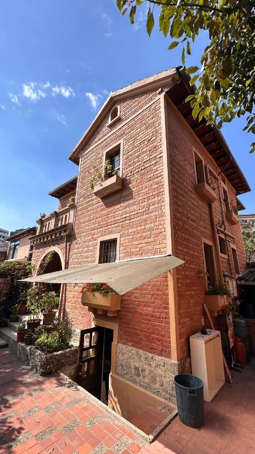 Campus Residencias Bed & Breakfast Quito Eksteriør bilde